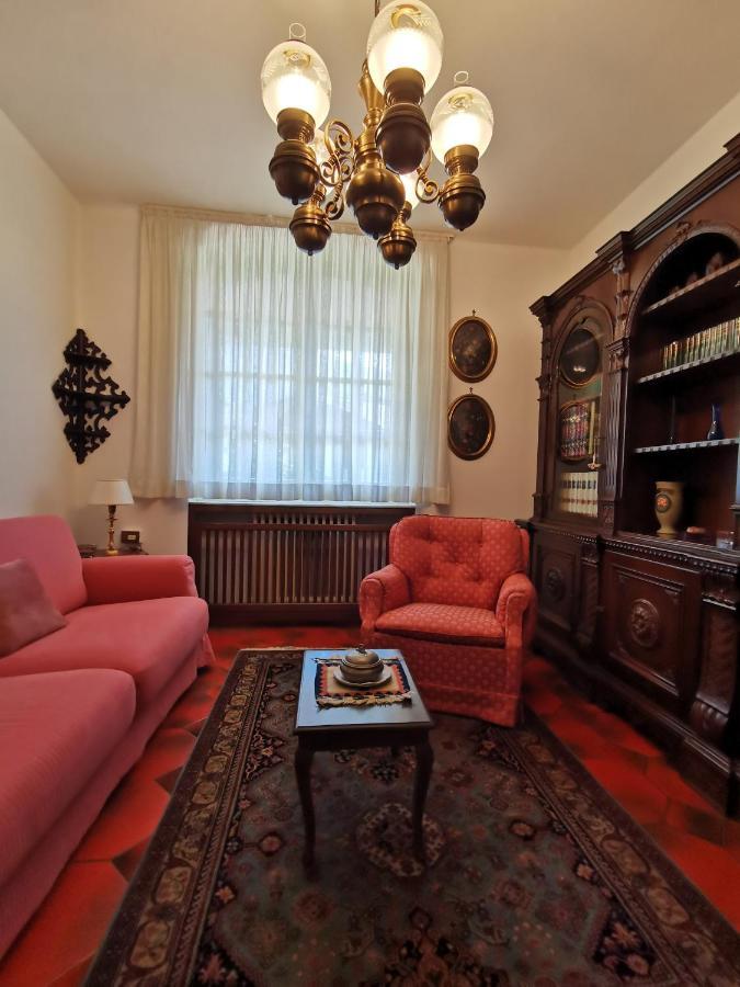 Casa Vacanze - Residenza Elvezia Tirano Exteriör bild