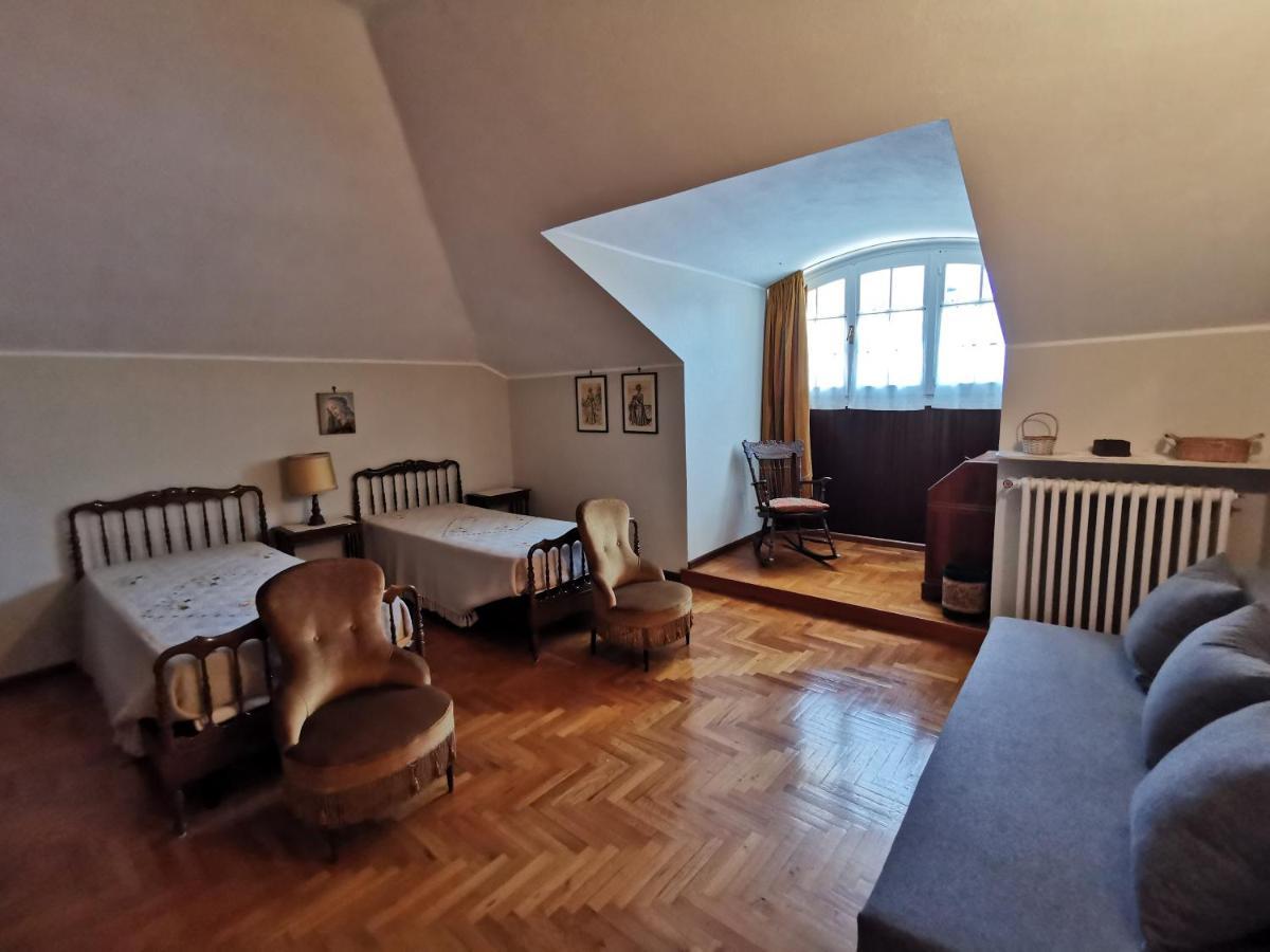 Casa Vacanze - Residenza Elvezia Tirano Exteriör bild