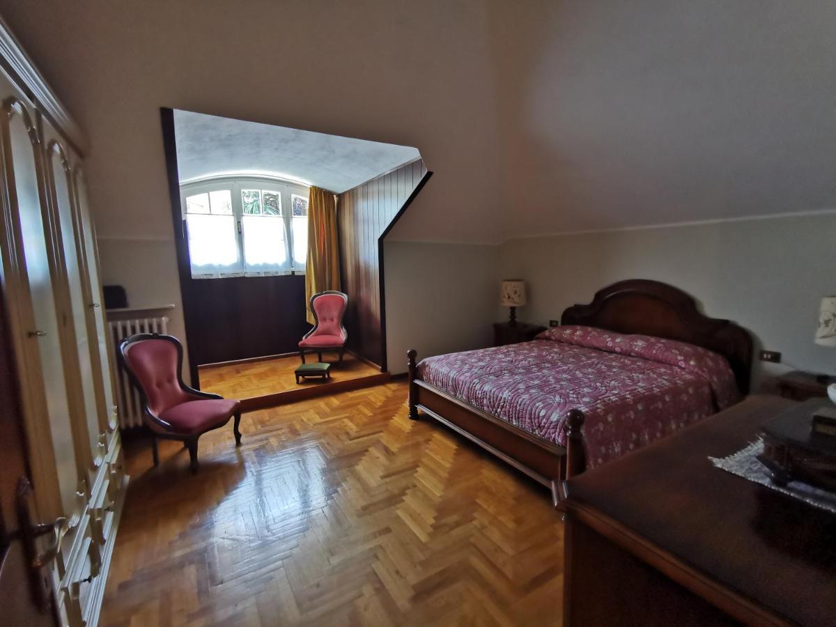 Casa Vacanze - Residenza Elvezia Tirano Exteriör bild