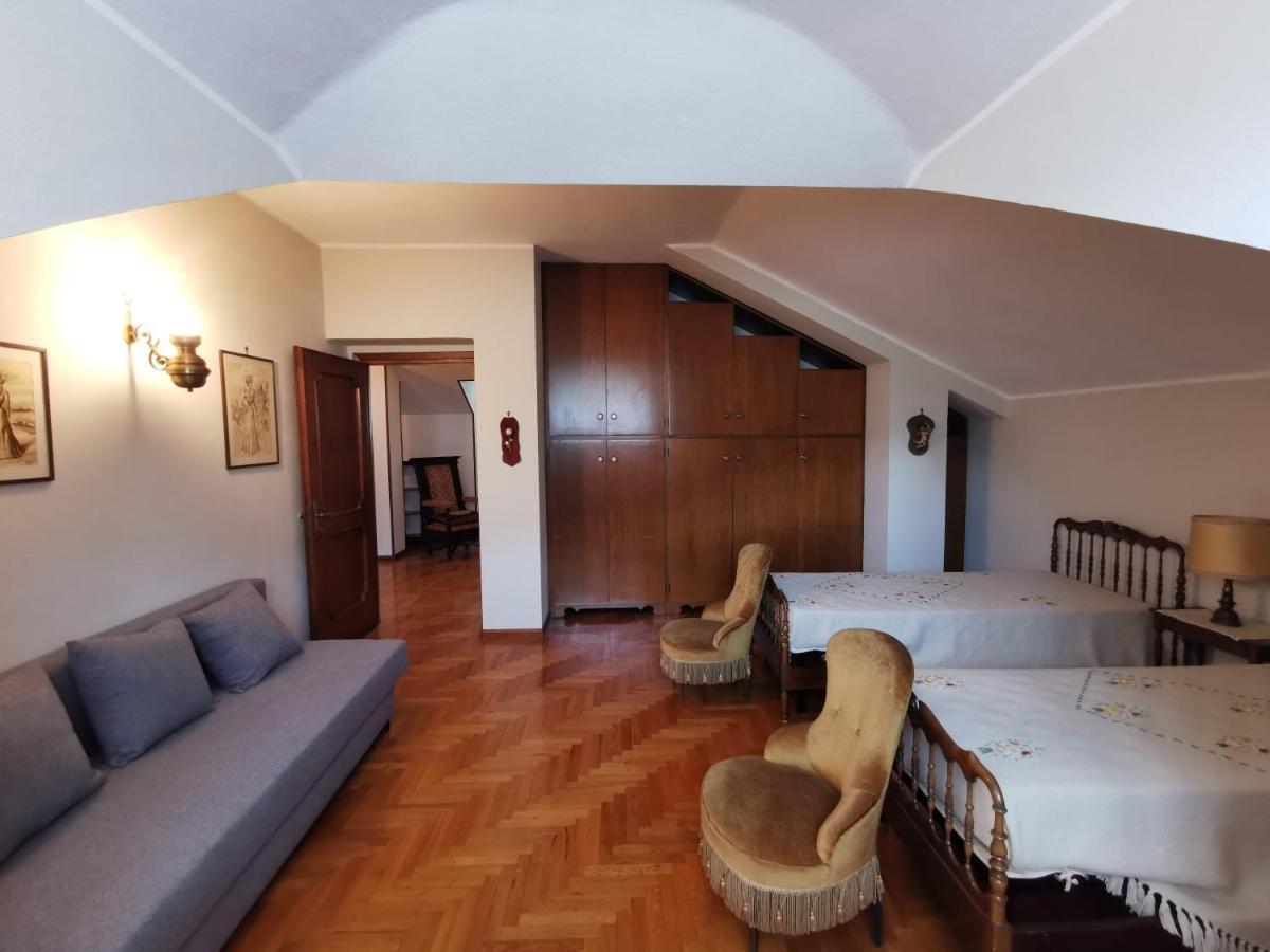 Casa Vacanze - Residenza Elvezia Tirano Exteriör bild