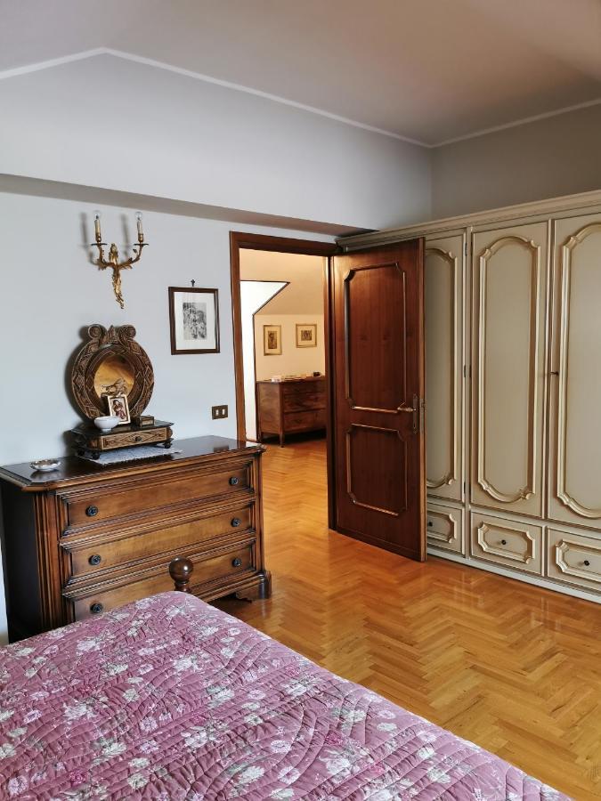Casa Vacanze - Residenza Elvezia Tirano Exteriör bild
