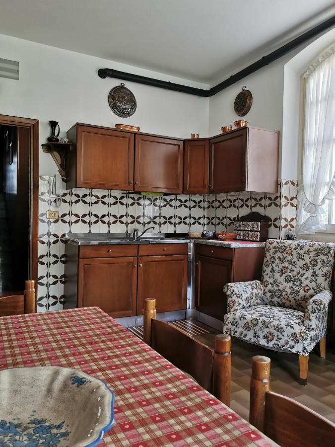 Casa Vacanze - Residenza Elvezia Tirano Exteriör bild