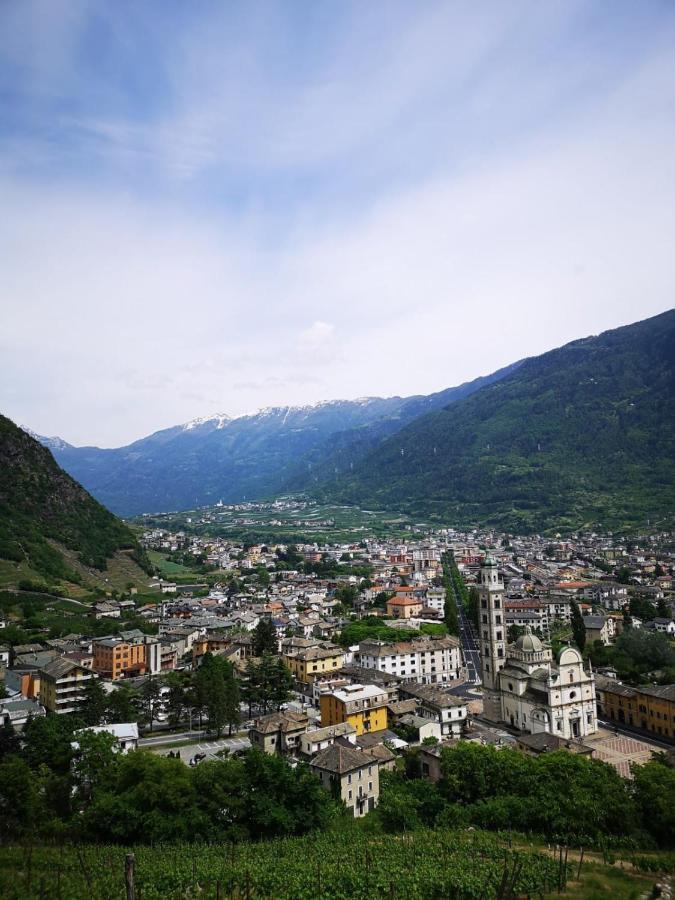 Casa Vacanze - Residenza Elvezia Tirano Exteriör bild